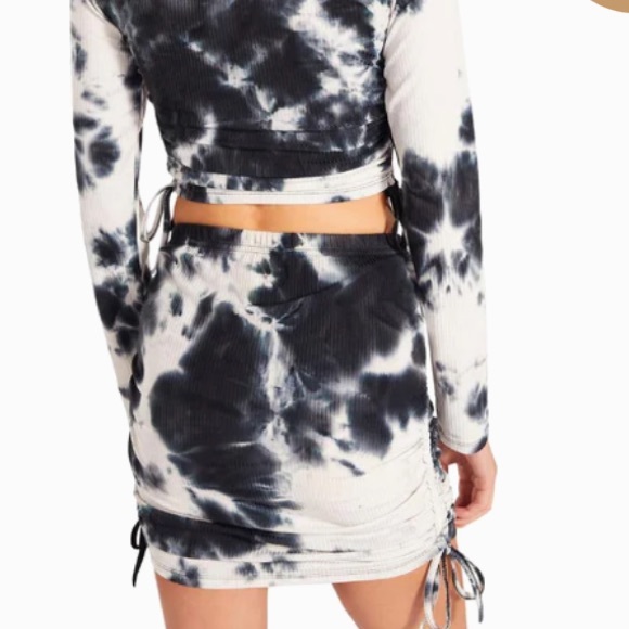 BB Dakota Steve Madden Cinch it Set. Size Sm Skirt & Shirt: Excellent Condition - Picture 3 of 11